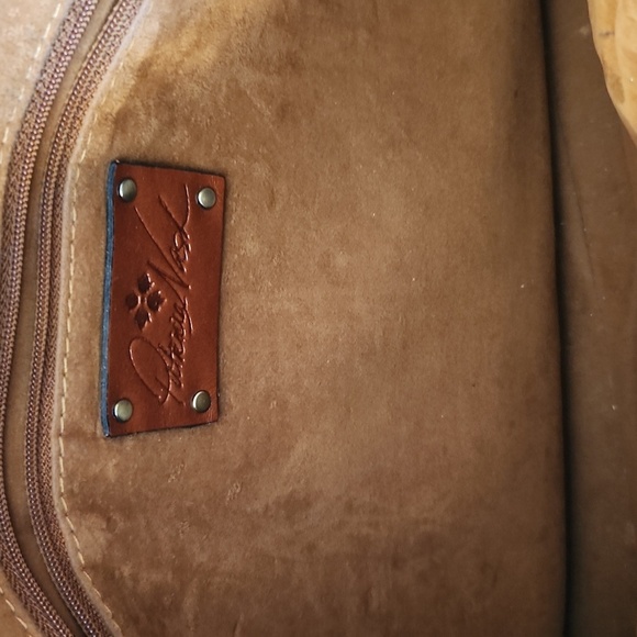 Patricia Nash | English Garden Floral Map Poppy Tote Bag - Picture 12 of 14